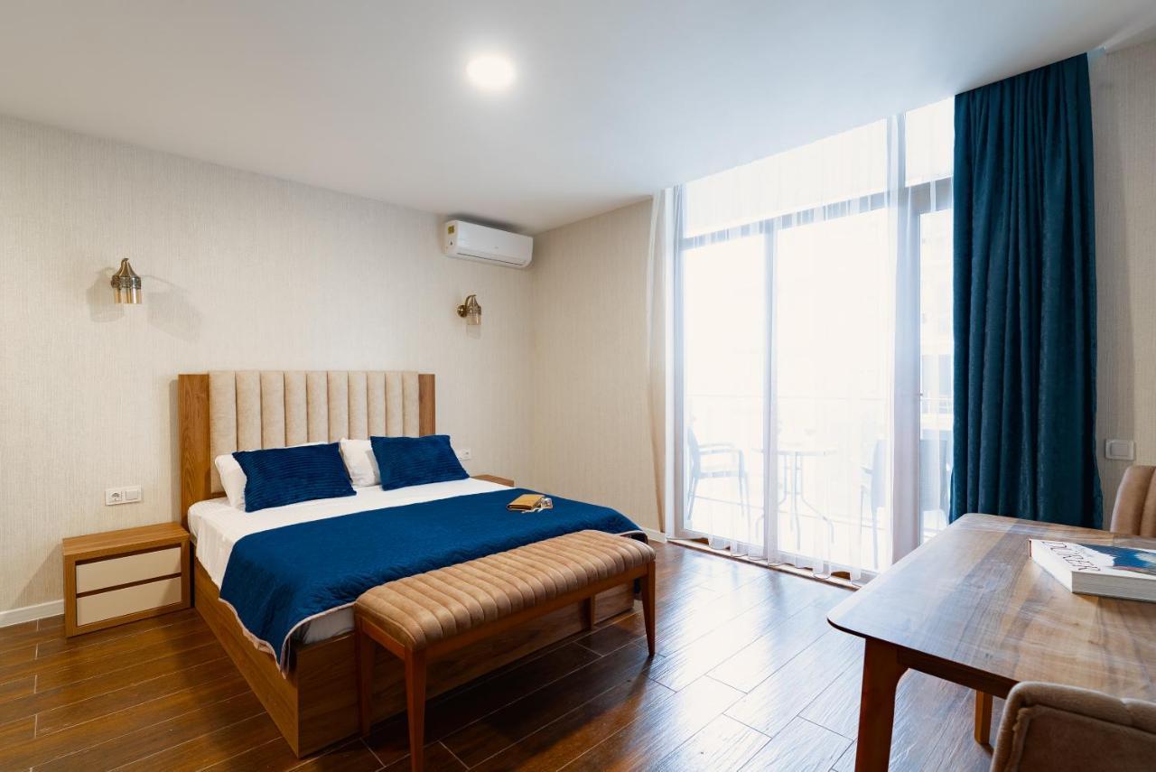 G-Point New Beach Батуми Экстерьер фото