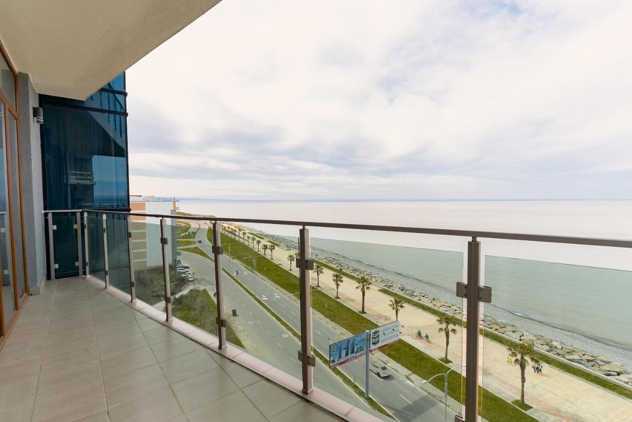 G-Point New Beach Батуми Экстерьер фото