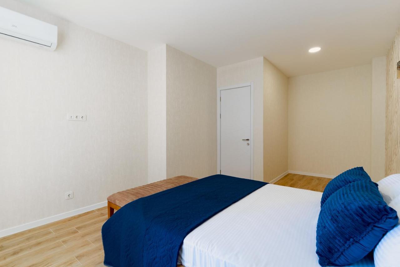 G-Point New Beach Батуми Экстерьер фото