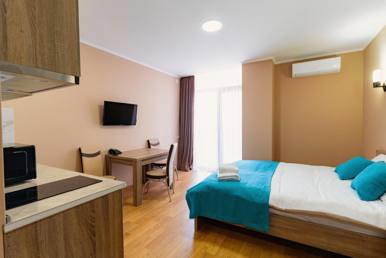 G-Point New Beach Батуми Экстерьер фото