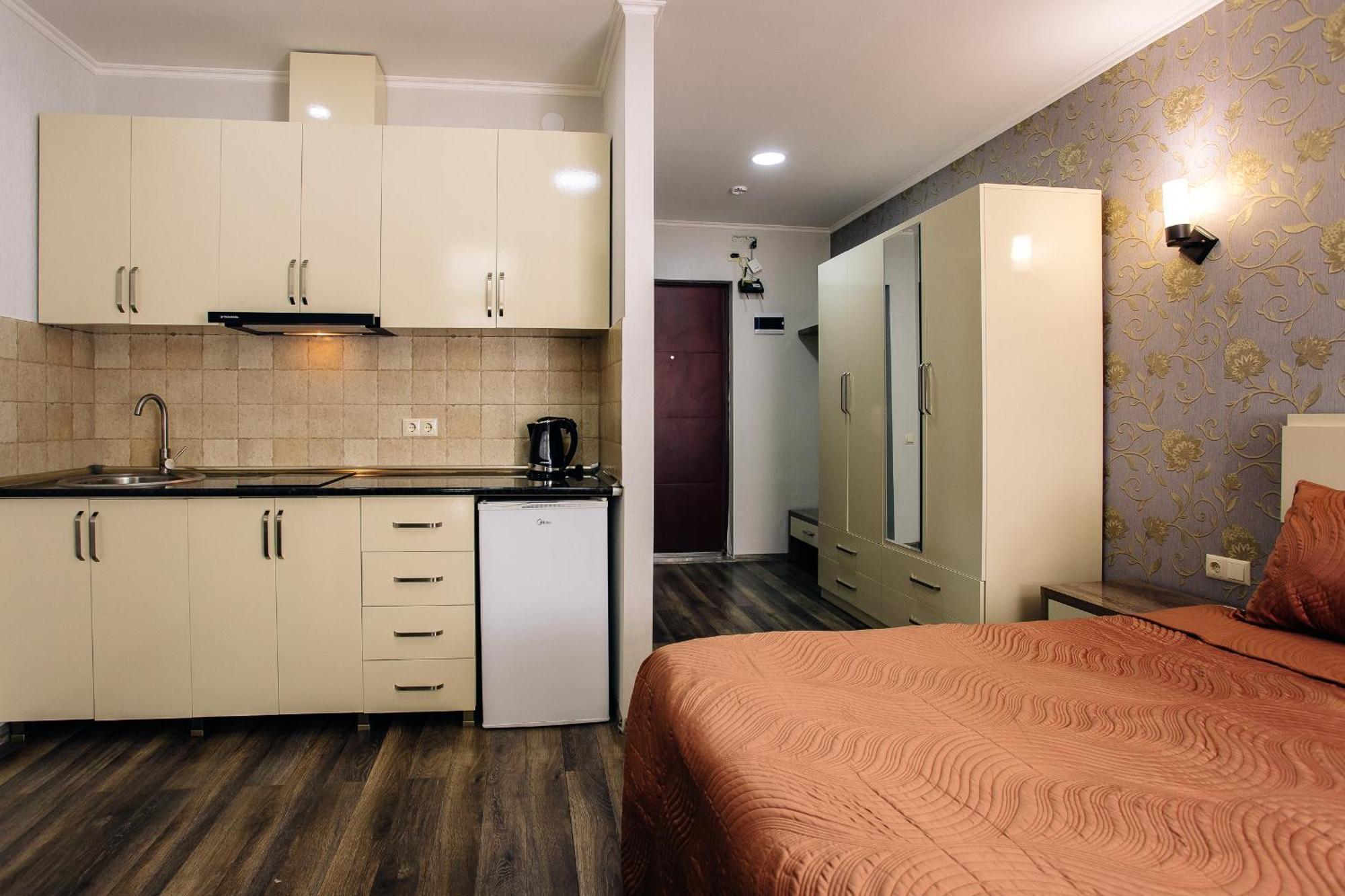 G-Point New Beach Батуми Экстерьер фото