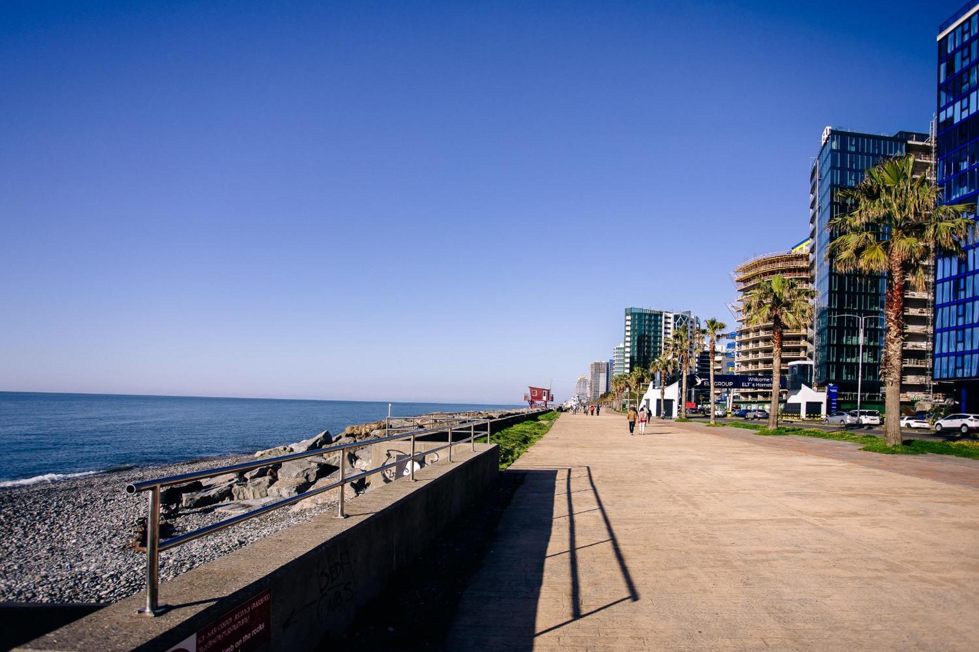 G-Point New Beach Батуми Экстерьер фото